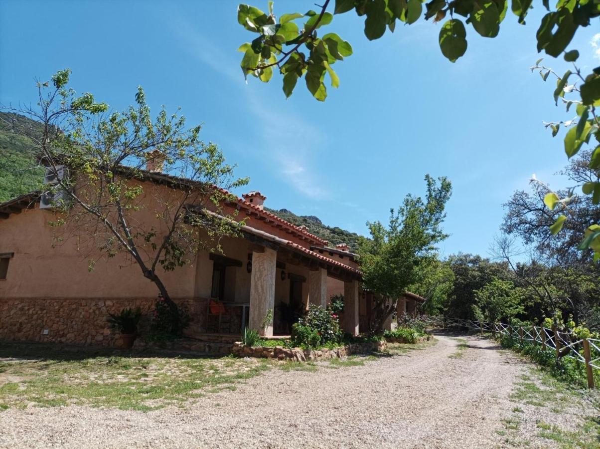 Apartamentos Rurales En Plena Sierra La Calera Exterior photo